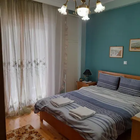 Quiet, Fully Refurbished In * Salonicco