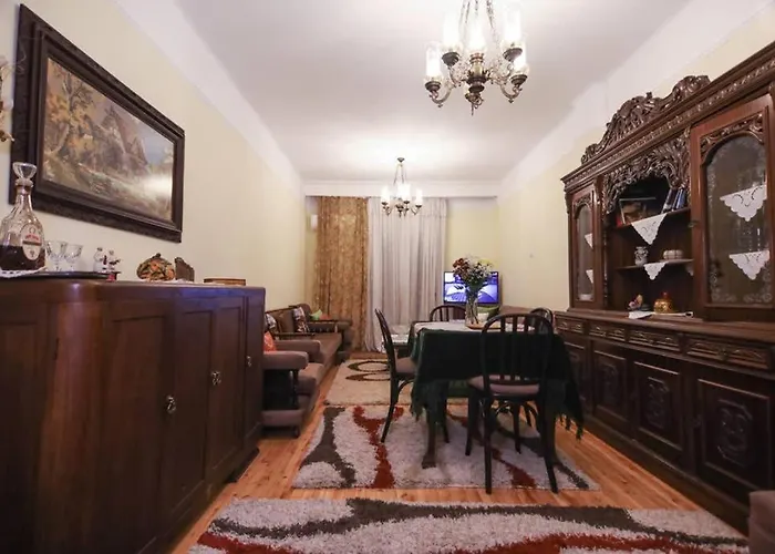 Appartamento Quiet, Fully Refurbished In
